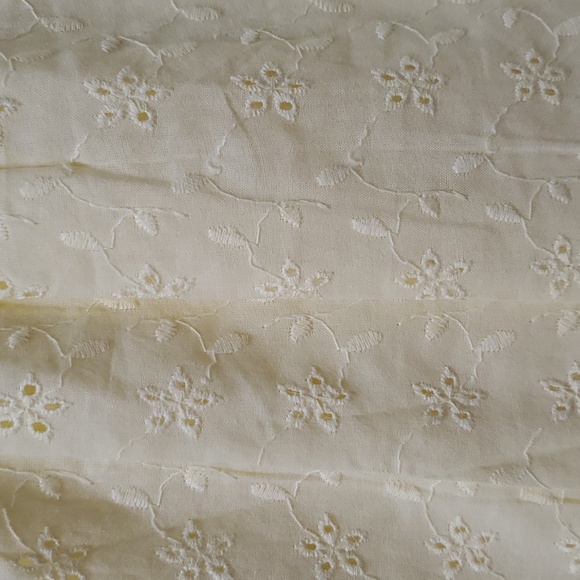 NWT Flower design skirt - Picture 4 of 6